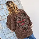 Casaco de bombazina com coração leopardo.webp