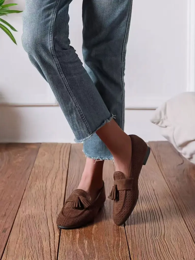 GQ8-078 CASTANHO.webp