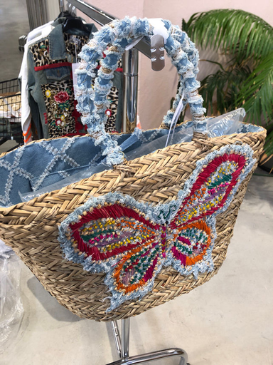 [AMX-BO2417] AMX-BO2417